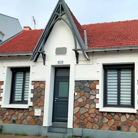 Casa de Férias Maison Renovee Avec Gout, Proche Et Marche, 6 Couchages, Terrasse, Wi-fi, Non Fumeur - Fr-1-331-220 *