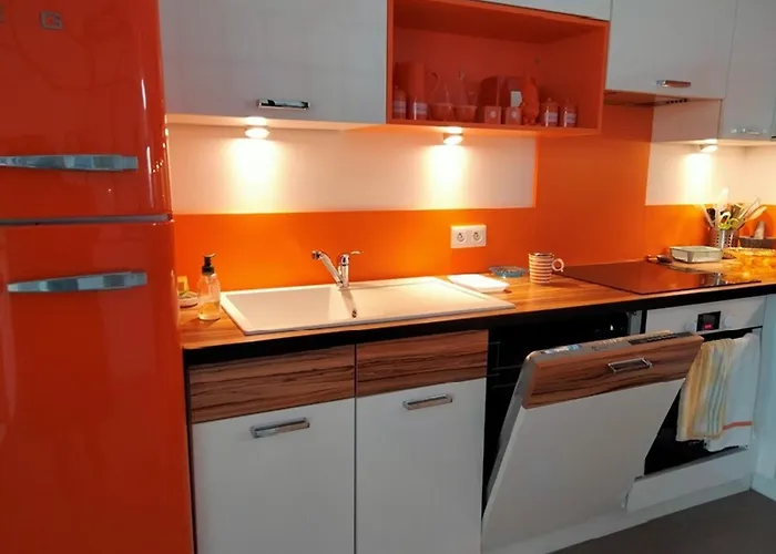 Maison Rénovée Avec Goût, Proche Et Marché, 6 Couchages, Terrasse, Wi-fi, Non Fumeur - Fr-1-331-220